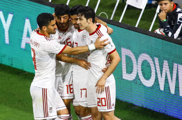 کرونا، حساس‌ترین روز فوتبال ایران را به تعویق انداخت