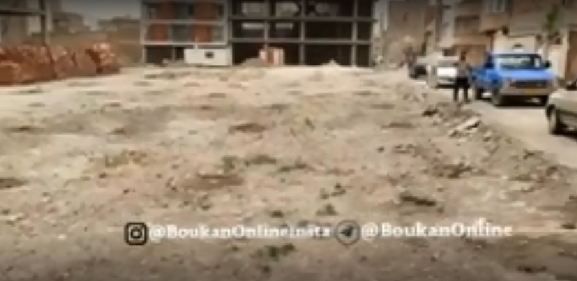 رفع تصرف زمین تصرف شده شهرداری توسط یک انجمن مردم نهاد در بوکان+فیلم